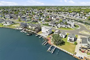298 W Lido Promenade, Lindenhurst, NY 11757 - Photo 43