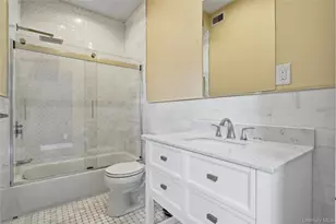298 W Lido Promenade, Lindenhurst, NY 11757 - Photo 31