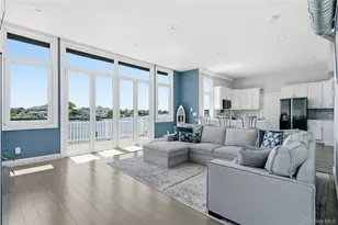 298 W Lido Promenade, Lindenhurst, NY 11757 - Photo 9