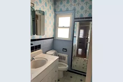 1115 Agnes Court, Valley Stream, NY 11580 - Photo 9