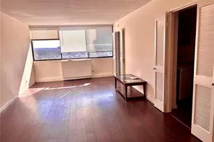 2 Bay Club Dr, Bayside, NY 11360 - Photo 11