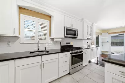 25 Dolphin Road, East Quogue, NY 11942 - Photo 13