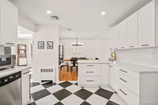 10 Cottage Ln, Suffern, NY 10901 - Photo 13