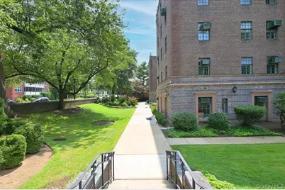 160 Middle Neck Rd #2-G, Great Neck, NY 11021 - Photo 39