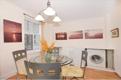 160 Middle Neck Rd #2-G, Great Neck, NY 11021 - Photo 9