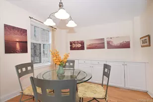 160 Middle Neck Rd, Great Neck, NY 11021 - Photo 21