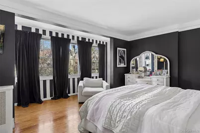 46 Slocum Crescent, Forest Hills, NY 11375 - Photo 7