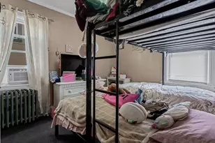 102-34 Van Wyck Expressway S, Richmond Hill, NY 11419 - Photo 21