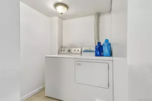 188-11 Dormans Rd, Saint Albans, NY 11412 - Photo 17