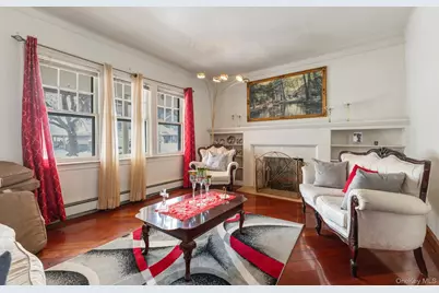 18811 Dormans Road, Saint Albans, NY 11412 - Photo 3