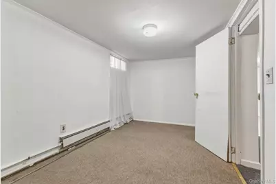 18811 Dormans Road, Saint Albans, NY 11412 - Photo 15