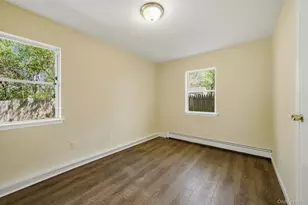 7 Rutland Rd, Mastic, NY 11950 - Photo 23