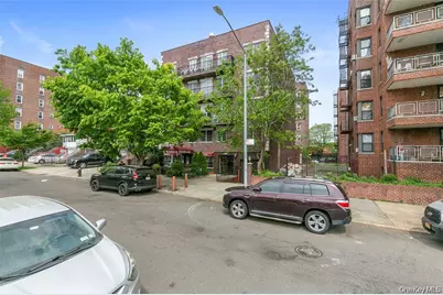 108-27 63rd Avenue #3B, Forest Hills, NY 11375 - Photo 3