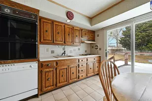 23 Shirley Ct, Commack, NY 11725 - Photo 7