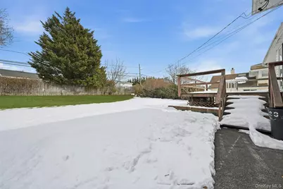 23 Shirley Court, Commack, NY 11725 - Photo 21