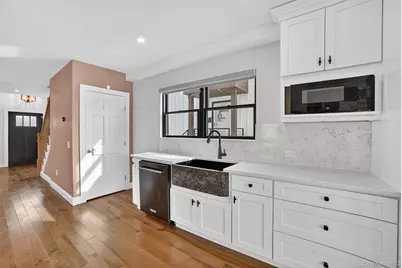 61 Storey Lane, Yonkers, NY 10710 - Photo 13