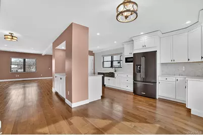 61 Storey Lane, Yonkers, NY 10710 - Photo 9