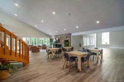 6 Doe Path, Coram, NY 11727 - Photo 35