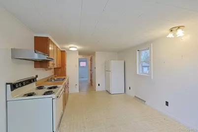 107 County Route 22, Johnson, NY 10933 - Photo 23