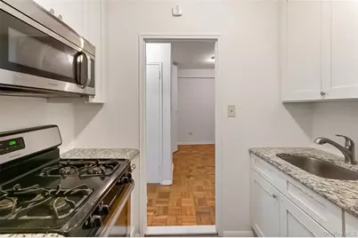 665 Thwaites Place #1X, Bronx, NY 10467 - Photo 5