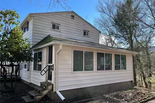 18 E Clifford St, Ellenville, NY 12428 - Photo 3