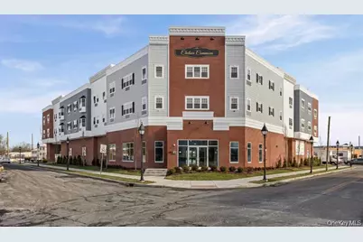 227 4th Avenue #301A, Bay Shore, NY 11706 - Photo 1