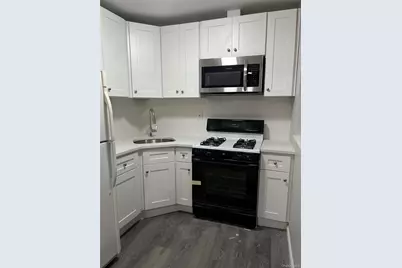 2803 Sampson Avenue, Bronx, NY 10465 - Photo 3