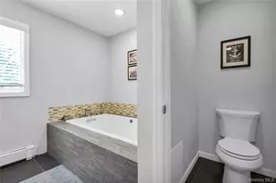 54 Valleywood Rd, Commack, NY 11725 - Photo 29