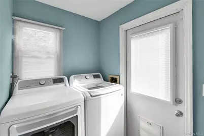 54 Valleywood Road, Commack, NY 11725 - Photo 9