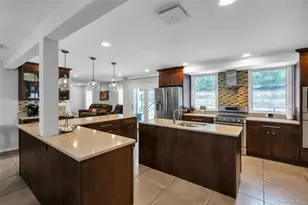 54 Valleywood Rd, Commack, NY 11725 - Photo 5