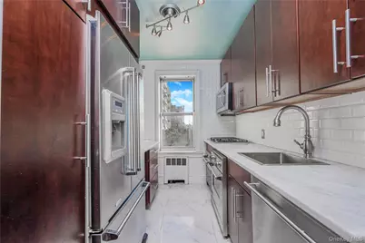 12116 Ocean Promenade #1C, Rockaway Park, NY 11694 - Photo 9