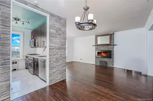 12116 Ocean Promenade, Rockaway Park, NY 11694 - Photo 5