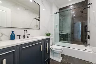 10 Skylark Rd, Massapequa Park, NY 11762 - Photo 23