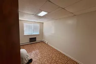 1264 Metcalf Ave, Bronx, NY 10472 - Photo 9