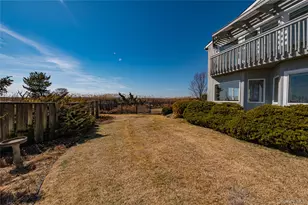 282 Belvedere Dr, Oakdale, NY 11769 - Photo 39