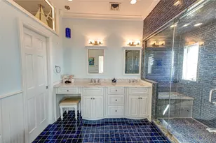 282 Belvedere Dr, Oakdale, NY 11769 - Photo 37