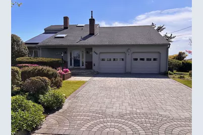 282 Belvedere Drive, Oakdale, NY 11769 - Photo 1