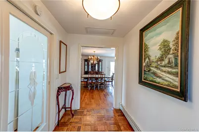 282 Belvedere Drive, Oakdale, NY 11769 - Photo 5