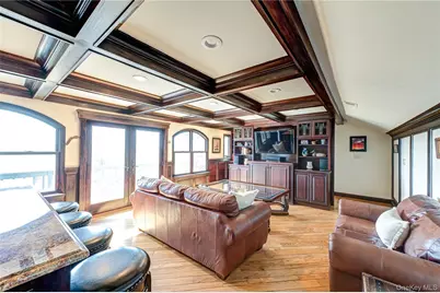 282 Belvedere Drive, Oakdale, NY 11769 - Photo 25