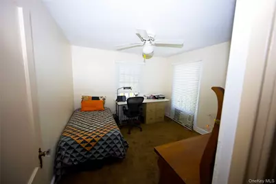 9 Ramsey Road, Great Neck, NY 11023 - Photo 11