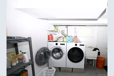 9 Ramsey Road, Great Neck, NY 11023 - Photo 17