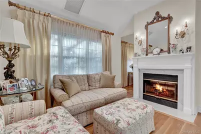 15 Pironi Court, Woodbury, NY 11797 - Photo 29