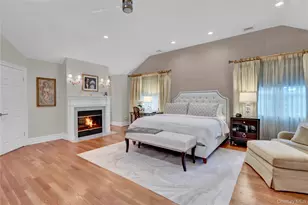 15 Pironi Ct, Woodbury, NY 11797 - Photo 31