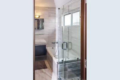 428 E Harrison Street #2nd floor, Long Beach, NY 11561 - Photo 13