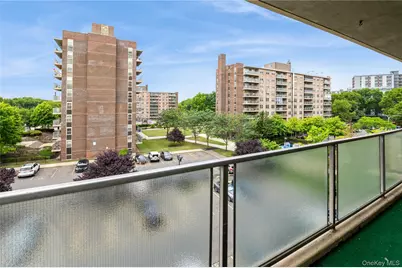 1019 Van Siclen Avenue #4D, Brooklyn, NY 11207 - Photo 23