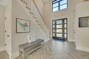 165 Marine Pl, Greenport, NY 11944 - Photo 3