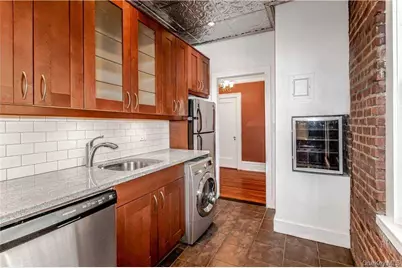 84-02 Beverly Road #2B, Kew Gardens, NY 11415 - Photo 13