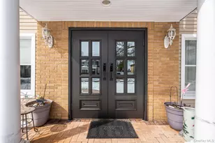 5 Pine St, Plainview, NY 11803 - Photo 3