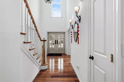 5 Pine Street, Plainview, NY 11803 - Photo 5