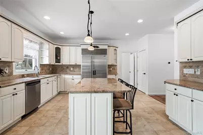 5 Pine Street, Plainview, NY 11803 - Photo 11